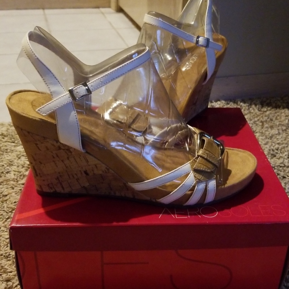 Sandals - Picture 3 of 3